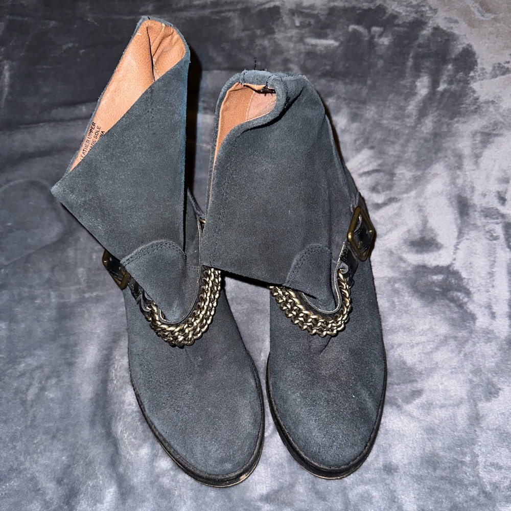 Loft  suede booties